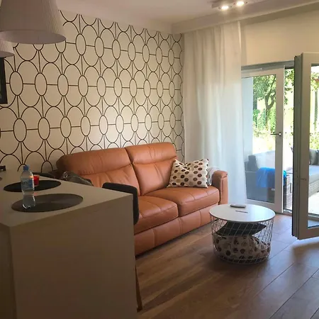 Nad Zalewem 9 Apartment Dziwnowek